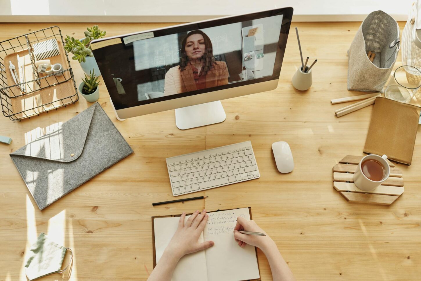 ¿Quieres trabajar online conmigo?